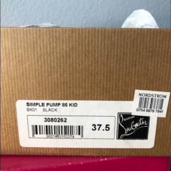 Christian Louboutin Simple Pump sz 37.5 - Picture 4 of 5